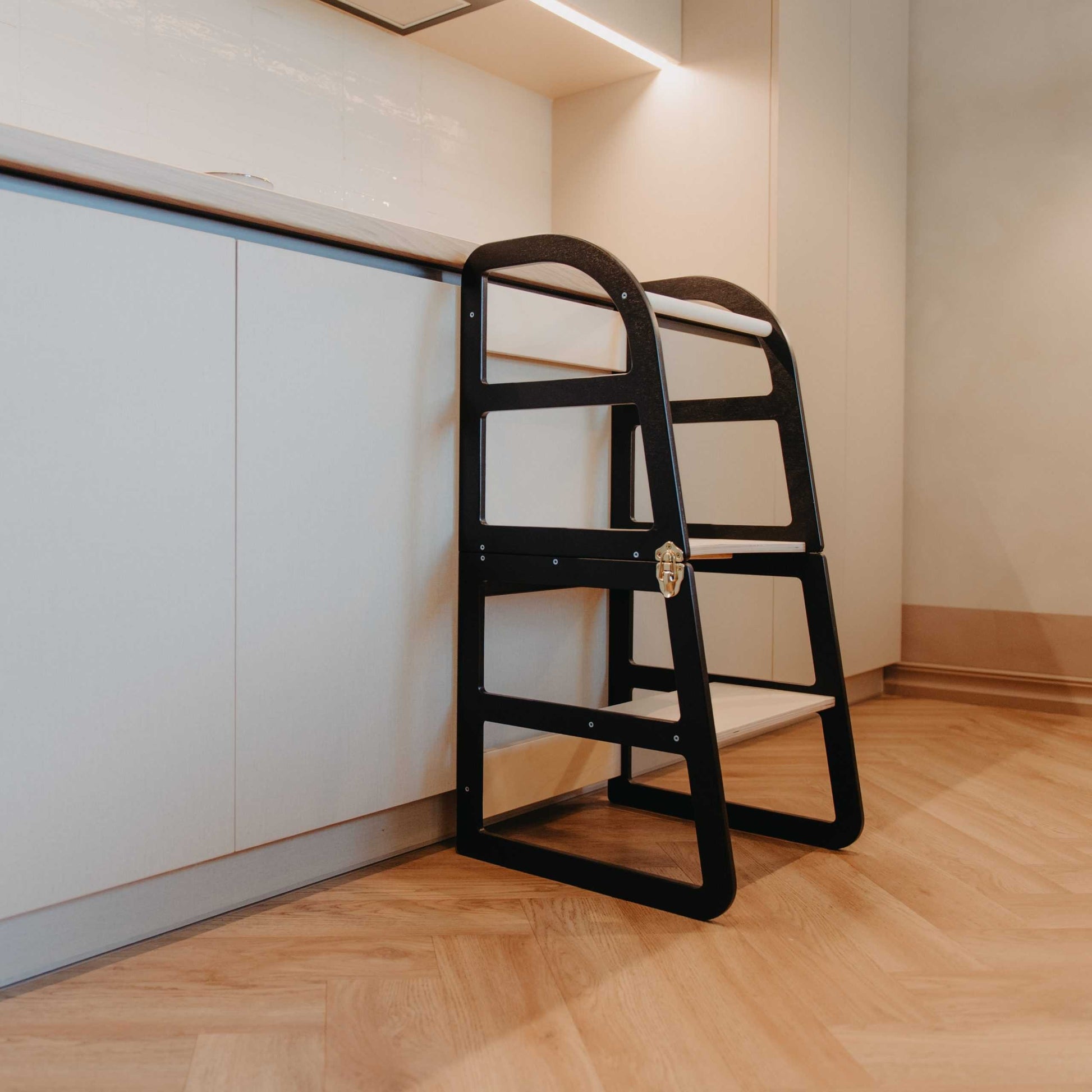 leg&go Transformable Kitchen Tower – Sleekstep | Nestling