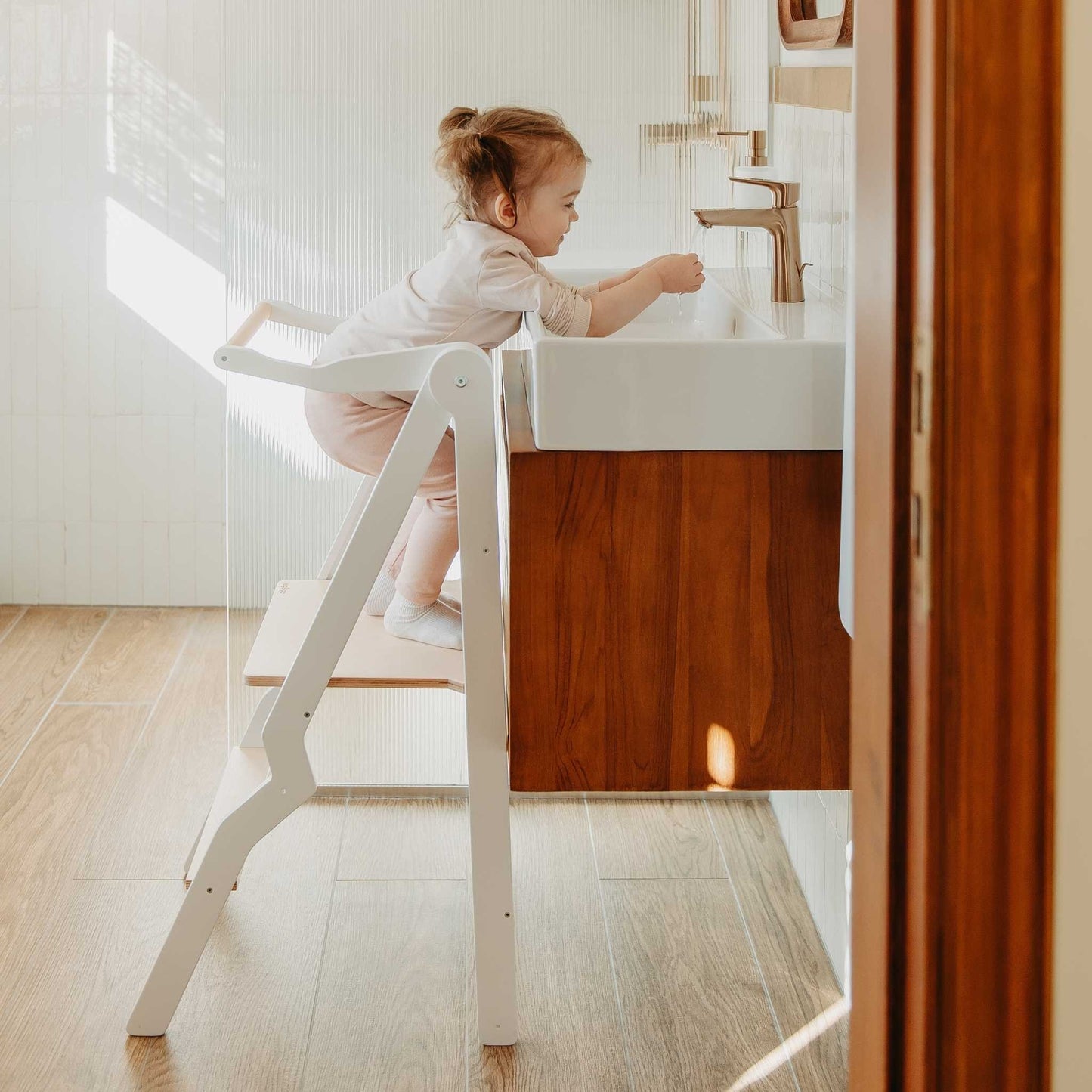 leg&go Foldable Kitchen Tower ZigZag | Nestling