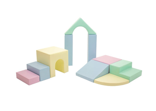 IGLU soft foam block set with 10 pieces in light pastel colors arranged in creative configurations