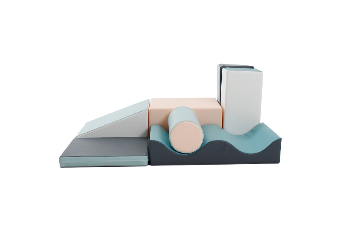 IGLU Discoverer foam block set featuring pastel ramp, cylinder, and building blocks