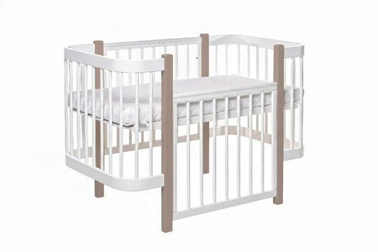 KOTTO Baby Crib ELIN Cappuccino White Beechwood – преден изглед кошара капучино | Nestling