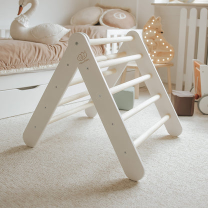 MeowBaby White Ladder House Pink Cover – pink tent fully closed on white house | Nestling