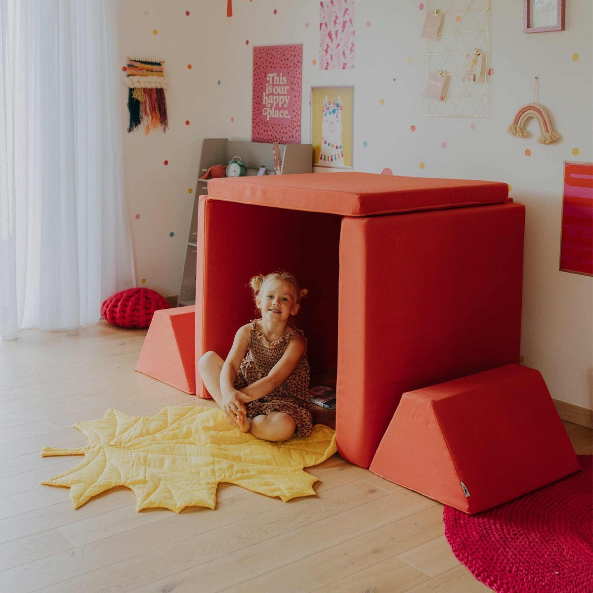 Monboxy Activity Play Mattress Set Coral Foam Sofa – инфографика безопасност и характеристики | Nestling