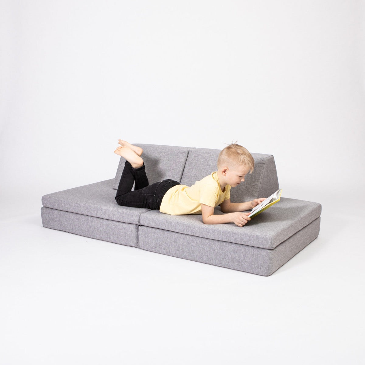 Monboxy Activity Play Mattress Set Grey Foam Sofa – детайл пенен триъгълен клин | Nestling