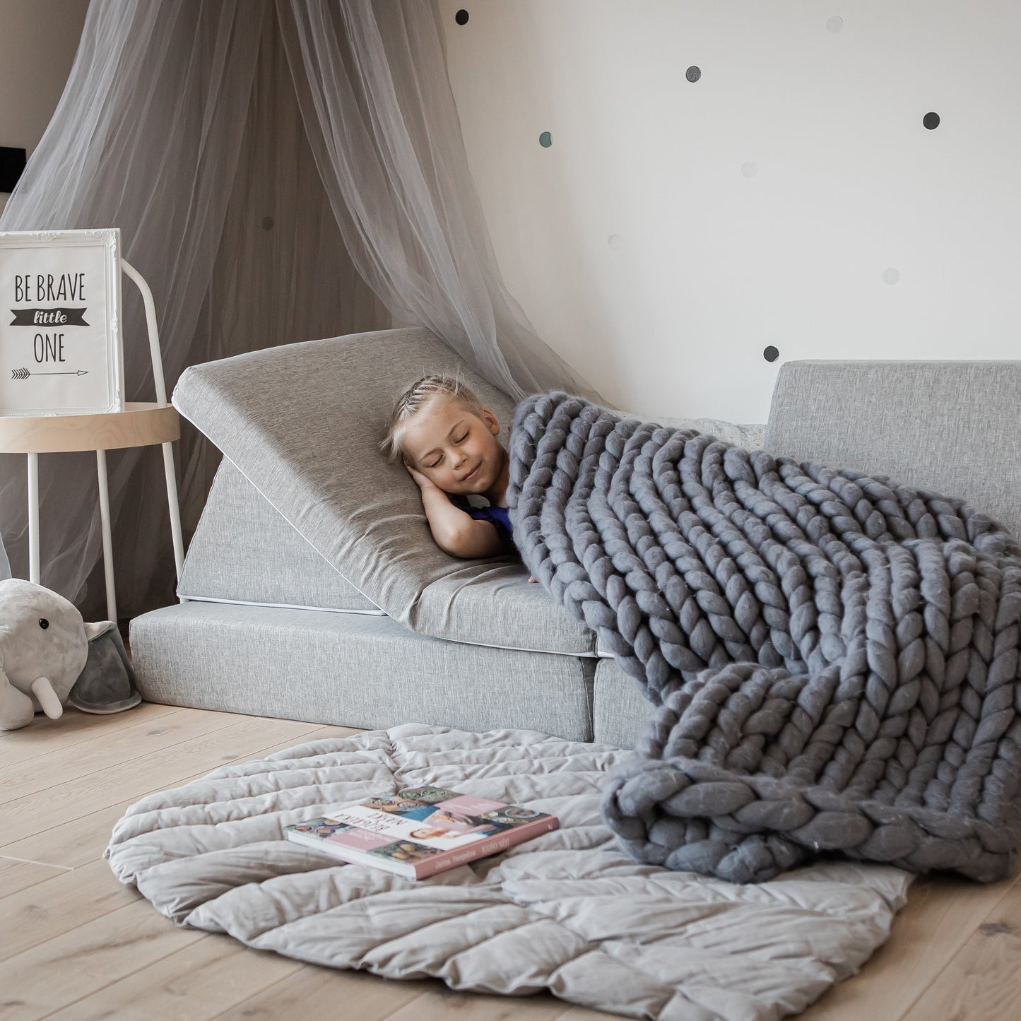 Monboxy Activity Play Mattress Set Grey Foam Sofa – пълен комплект всички части сив пенен диван | Nestling