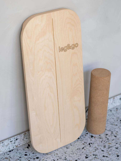 leg&go Rectangular Balance Board With Exercise Roll – Side Logo | Nestling