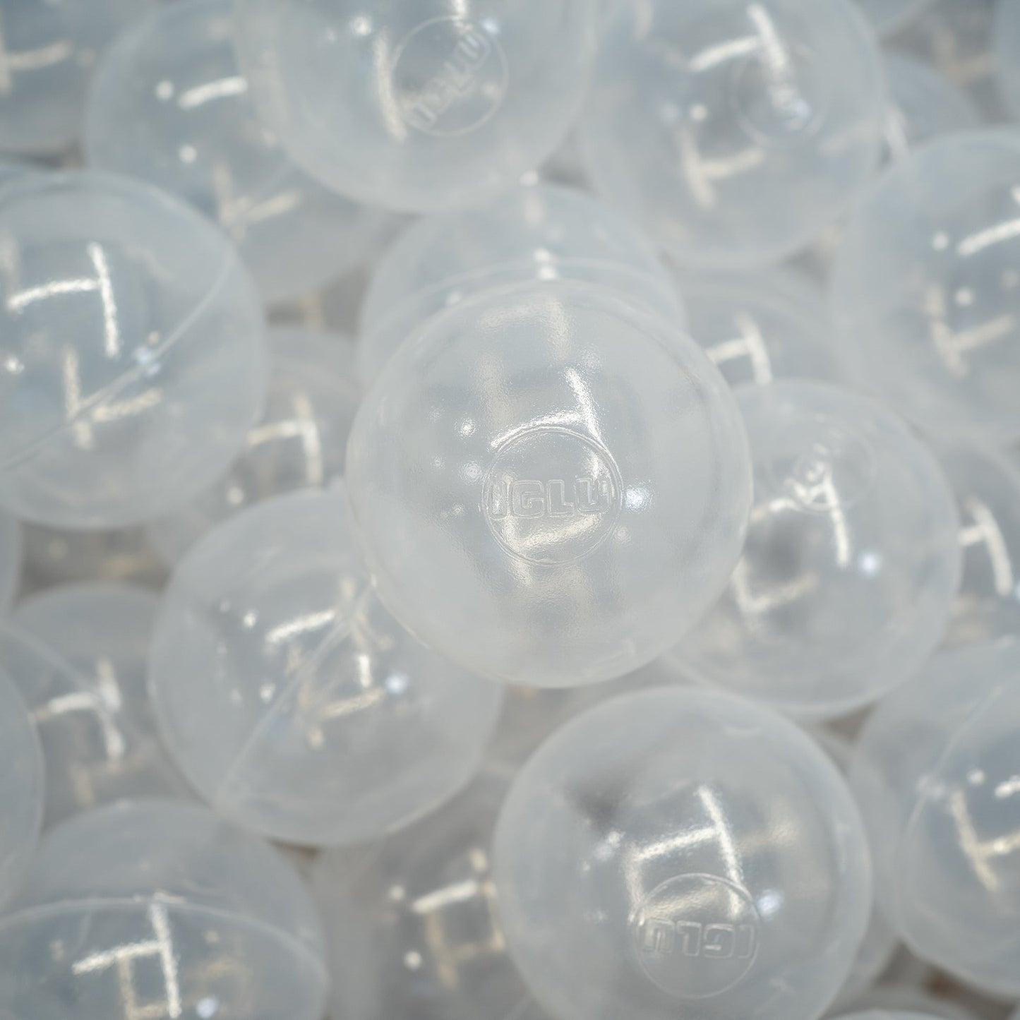 IGLU Soft Play Ball Pit Balls 500pc – Translucent | Nestling