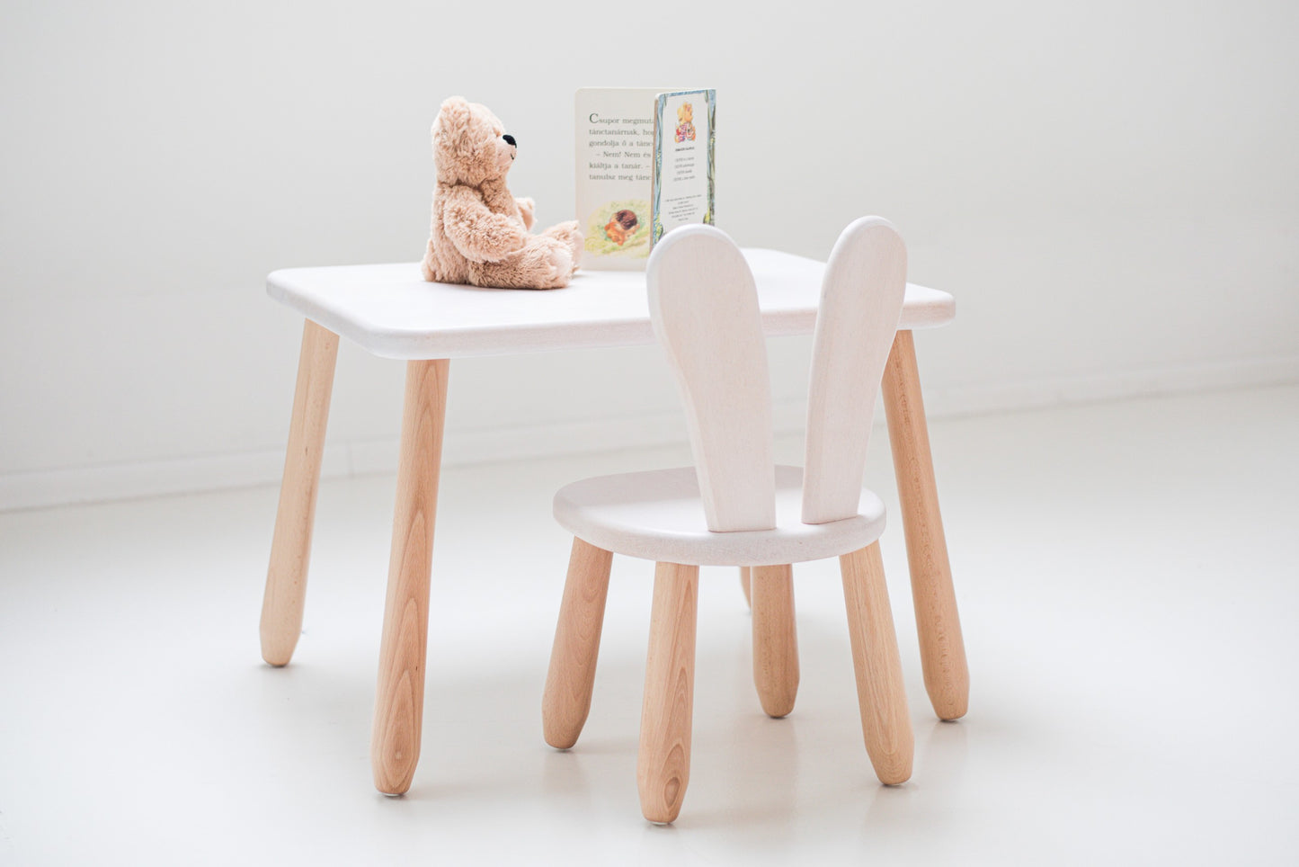 Kidozia Bunny kids furniture set showing rounded edges and child-safe paint finish