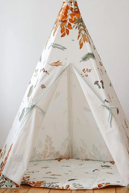 Front facing Forest Friends teepee tent with open door and cozy hideaway interior
