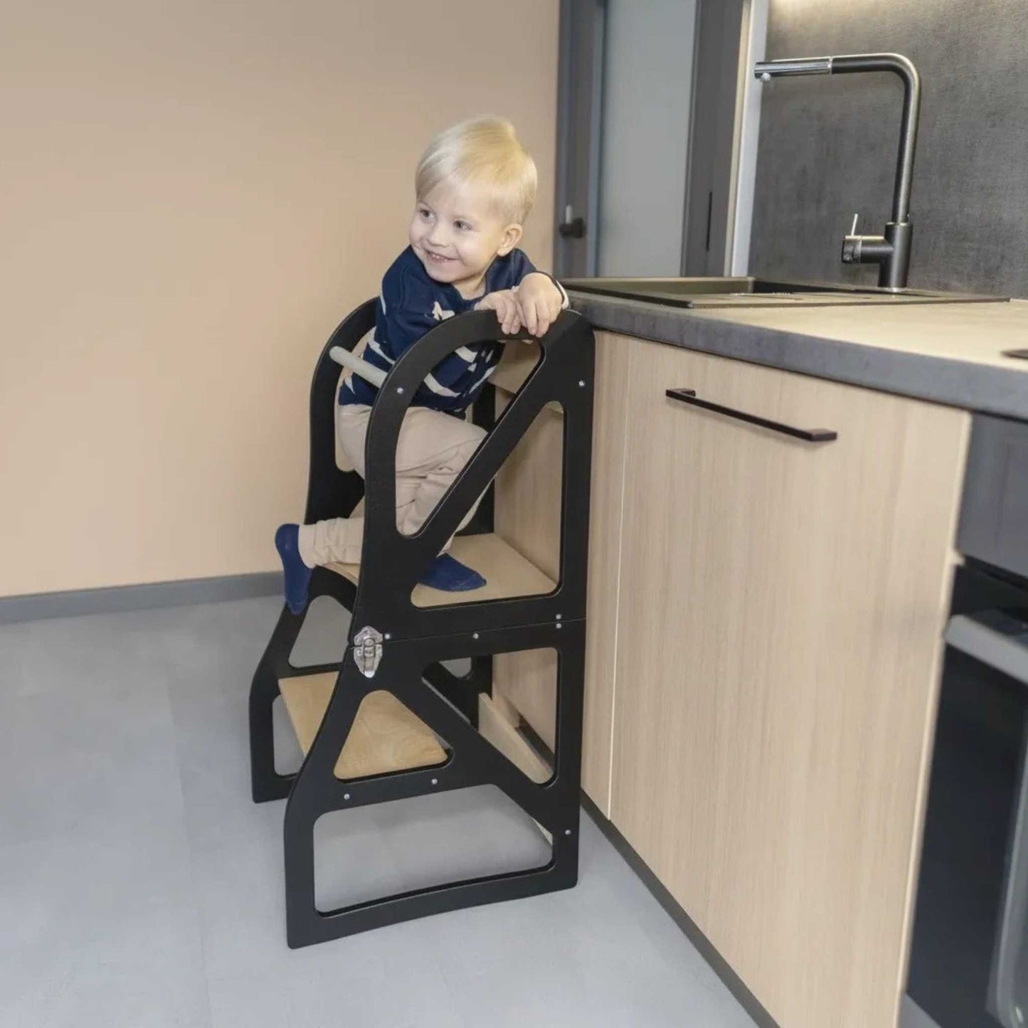 leg&go Transformable Kitchen Tower – Securestep | Nestling