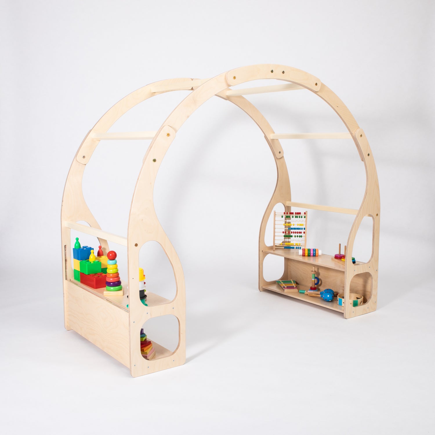 Монтесори игрален стенд / рафт за играчки